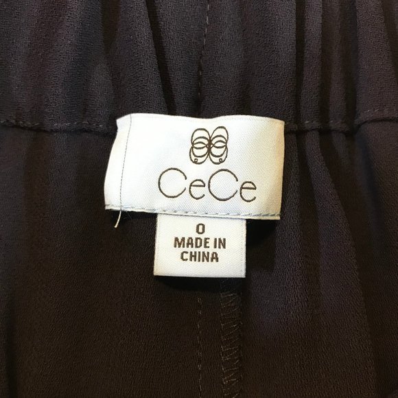 NWT CeCe Navy Blue Cropped Wide Leg Pants with Buttons - Picture 2 of 8